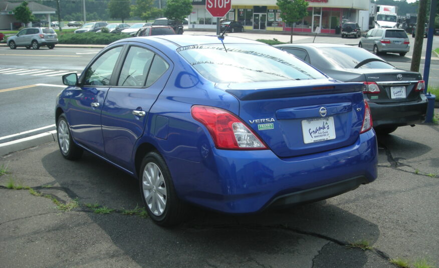 2017 Nissan Versa