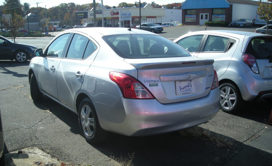 2014 Nissan Versa